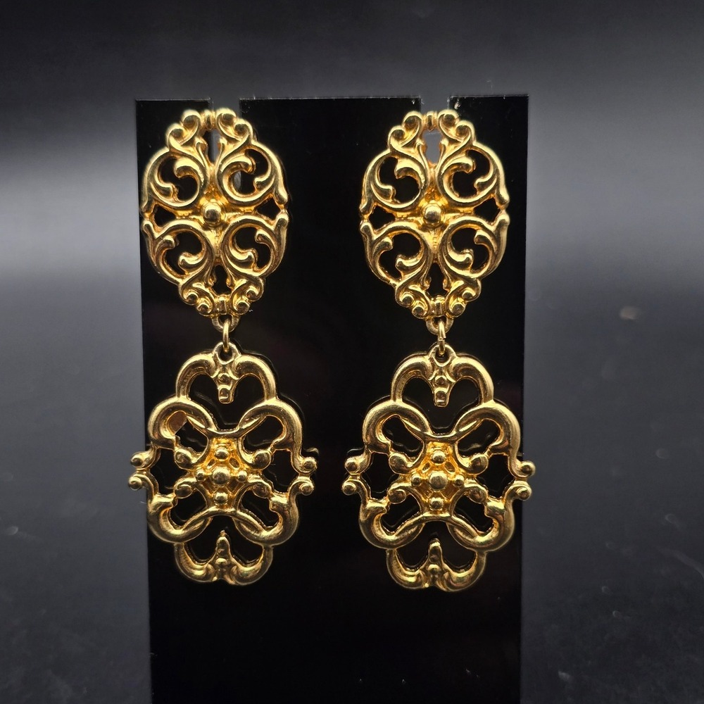Avon 1989 Graceful Trellis Earrings Gold Tone Filigree Dangle Drop Pierced